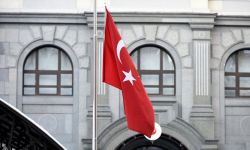 تركيا تعلن منح تأشيرات دخول (ترانزيت) لجميع العراقيين العالقين بالمنافذ الجوية والبرية